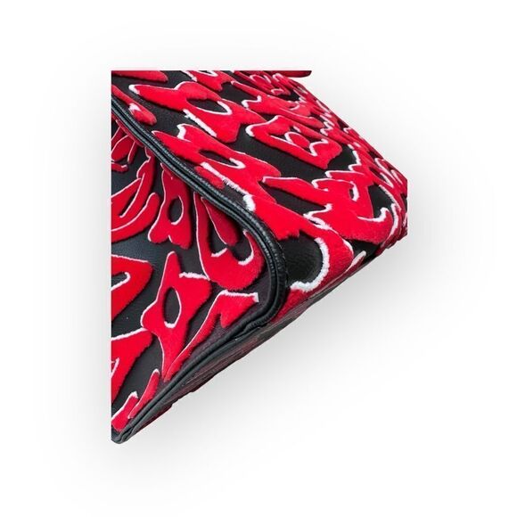 Louis Vuitton Tufted Monogram On The Go GM Limited Edition Tote - Picture 6 of 11